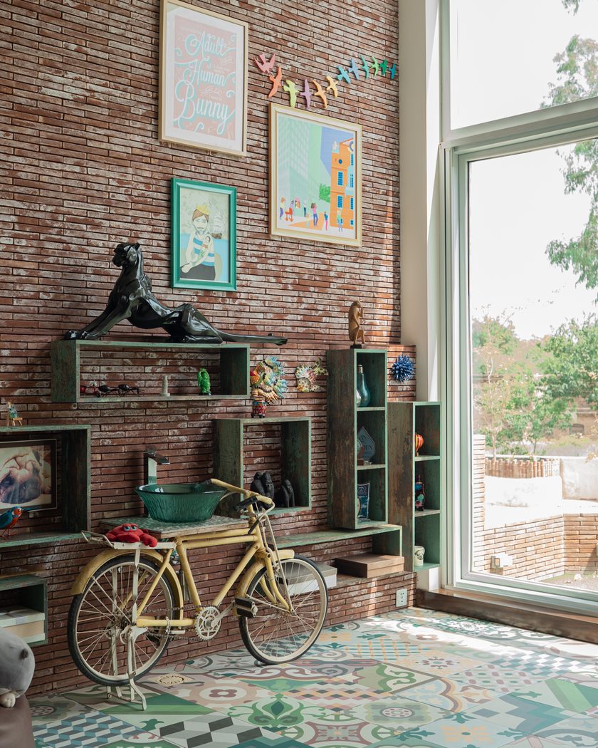 The Eclectic Studio, photograph 2